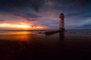 Картинка природа маяки закат вечер море облака свет солнце небо