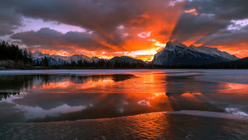 Картинка природа восходы закаты национальный парк банф агонь рассвет альберта канада утро горы снег зима
