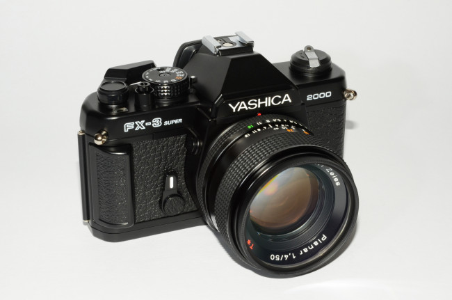 Обои картинки фото yashica fx-3 super 2000, бренды, - другое, фотокамера