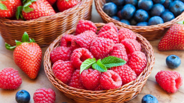 Картинка еда фрукты +ягоды клубника малина ягоды