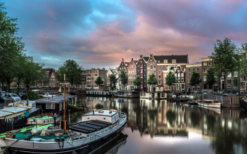 Картинка города амстердам+ нидерланды баржи канал