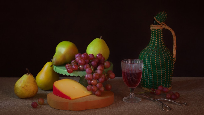 Обои картинки фото еда, натюрморт, груши, виноград, сыр, вино
