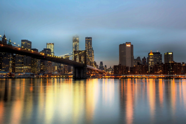 Обои картинки фото города, нью-йорк , сша, небо, река, мост, огни, дома, здания, небоскребы