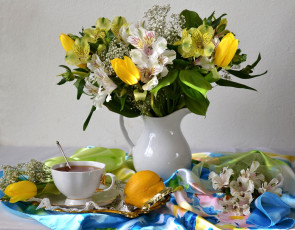 Картинка цветы букеты +композиции альсторомерия тюльпаны