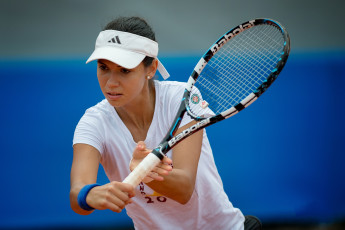 Картинка olaru+ioana+raluca спорт теннис девушка ракетка корт