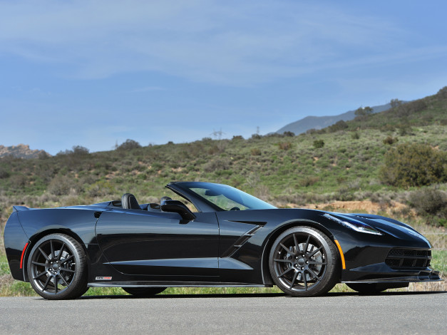 Обои картинки фото автомобили, corvette, темный, 2014, г, supercharged, hpe700, convertible, hennessey, stingray