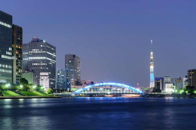 Обои картинки фото города, токио , Япония, дома, токио, япония, огни, ночь, мост, река