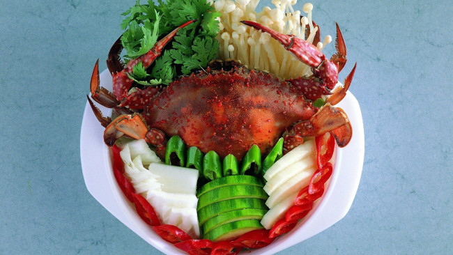 Обои картинки фото еда, рыбные блюда,  с морепродуктами, краб, грибы