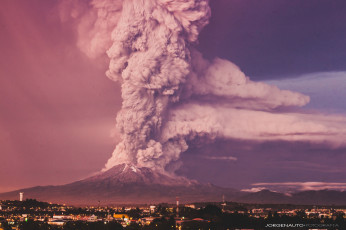 Картинка природа стихия вулкан активный анды горы 22 апреля извержение кальбуко Чили