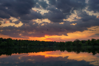 Картинка природа восходы закаты закат небо облака озеро