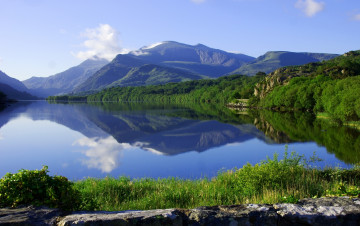 Картинка природа реки озера горы отражение лес озеро англия уэльс сноудония england wales snowdonia llyn padarn