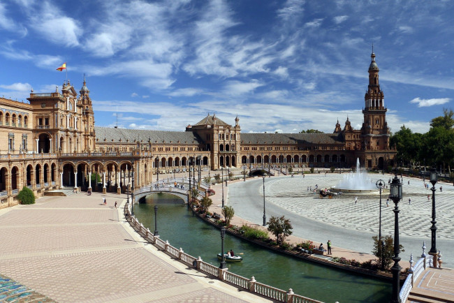Обои картинки фото города, севилья , испания, мостик, фонтан, канал, площадь