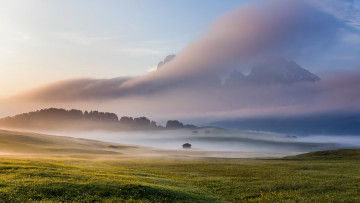 Картинка природа пейзажи туман небо alpe di siussi поле dolomites italy