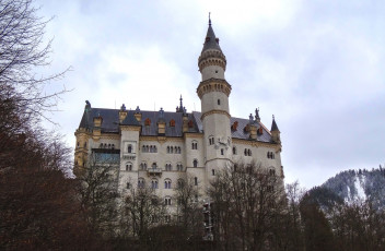Картинка города замок нойшванштайн германия башня