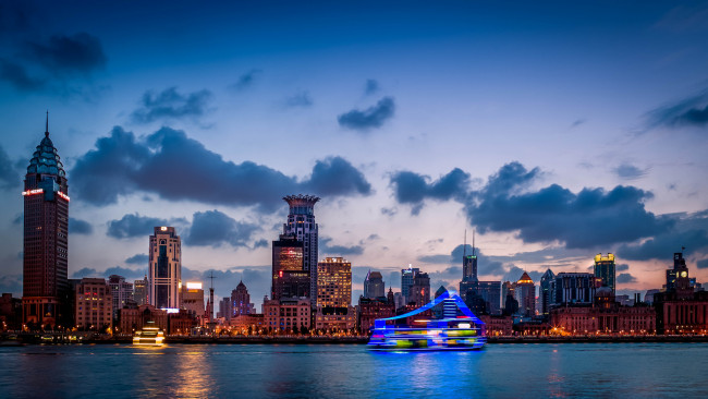 Обои картинки фото lujiazui, shanghai, china, города, шанхай, китай, здания, ночной, город, река, хуанпу, huangpu, river