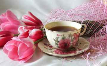 Картинка еда напитки +Чай розовый тюльпаны чашка чай