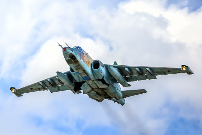 Обои картинки фото su-25sm, авиация, боевые самолёты, ввс, россия