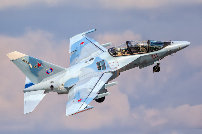 Обои картинки фото yak-130, авиация, боевые самолёты, россия, ввс