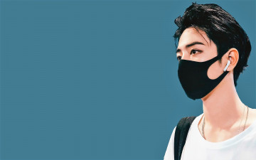 Картинка мужчины xiao+zhan актер лицо маска