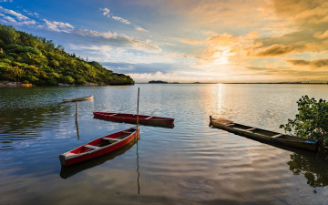 Картинка корабли лодки +шлюпки озеро закат