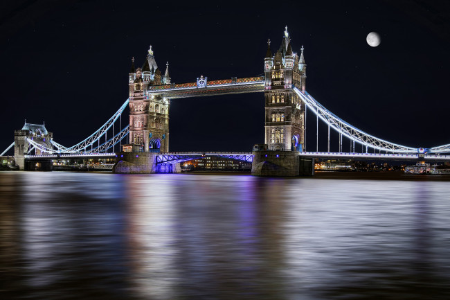 Обои картинки фото tower bridge, города, лондон , великобритания, огни, мост, ночь, река