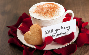 Картинка праздничные день+святого+валентина +сердечки +любовь капучино лепестки кофе надпись печенье сердечко
