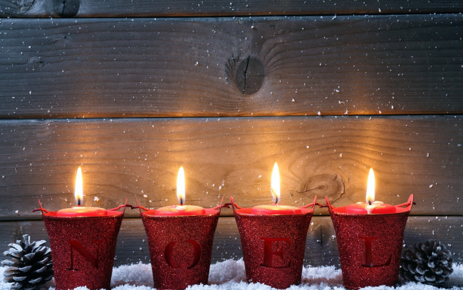 Обои картинки фото праздничные, новогодние свечи, надпись, огоньки, свечи, шишки