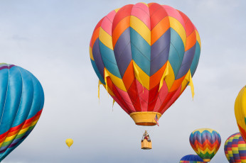 Картинка авиация воздушные+шары полет воздушные шары