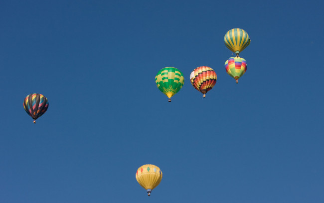 Обои картинки фото авиация, воздушные шары, шары, полет