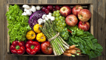 обоя еда, фрукты и овощи вместе, виноград, яблоки, перец, салат, спаржа