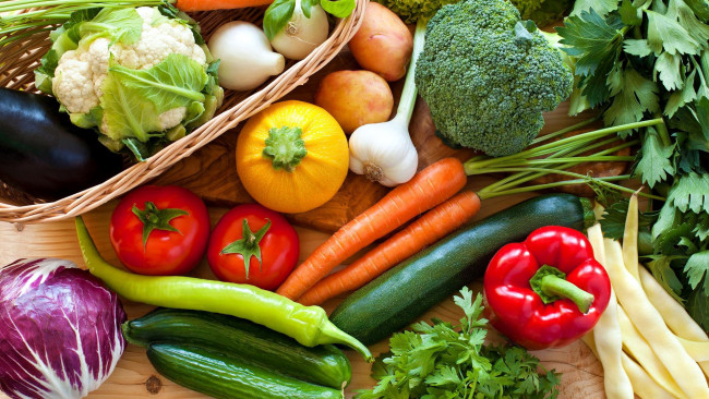 Обои картинки фото еда, овощи, цуккини, фасоль, помидоры, перец, брокколи, томаты