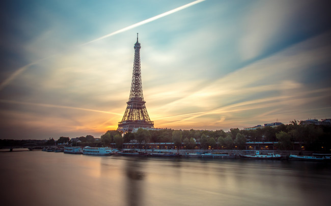 Обои картинки фото eiffel tower in paris, города, париж , франция, простор