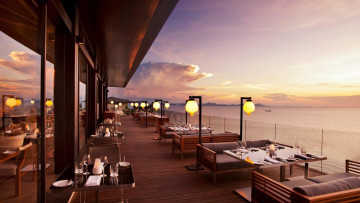Картинка интерьер кафе +рестораны +отели море терраса ресторан столики сервировка