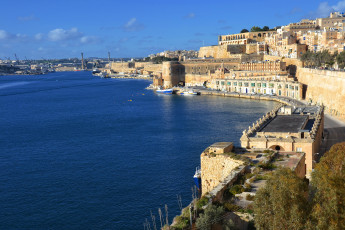 обоя valletta, malta, города, валетта, мальта, панорама, море, дома