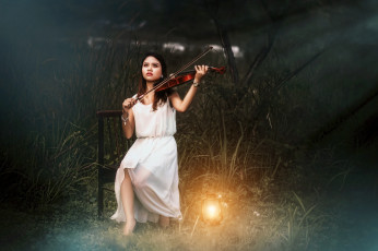 Картинка музыка -другое фонарь девушка скрипка