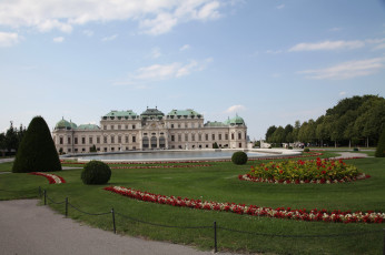 Картинка города вена+ австрия дворец клумбы