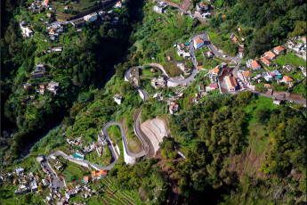 Картинка города панорамы фон графика узор рисунок тёмный остров madeira