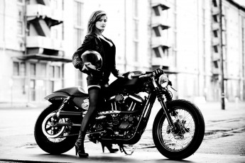 Картинка мотоциклы мото девушкой ветви девушка мотоцикл