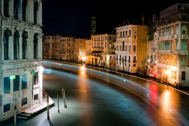 Обои картинки фото венеция, города, италия, спорт, баскетбол, бросок, ночь