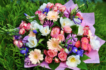 Картинка цветы букеты +композиции гиацинты ирисы тюльпаны розы герберы