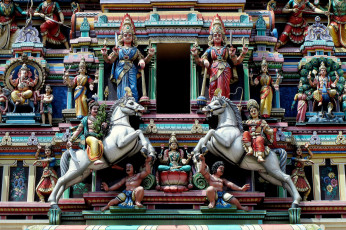 Картинка sri mahamariamman temple kuala lumpur malaysia разное элементы архитектуры малайзия куала-лумпур храм шри махамариамман