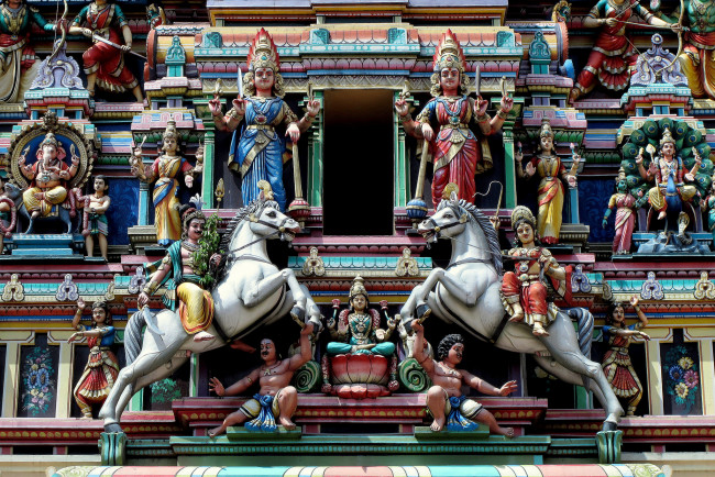 Обои картинки фото sri, mahamariamman, temple, kuala, lumpur, malaysia, разное, элементы, архитектуры, малайзия, куала-лумпур, храм, шри, махамариамман