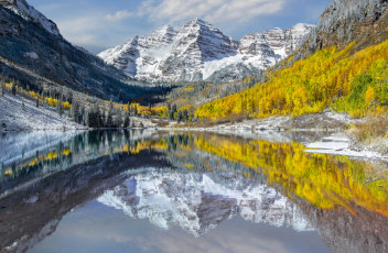 Картинка природа реки озера пики горы сша осень elk mountains штат колорадо отражения вода озеро maroon bells