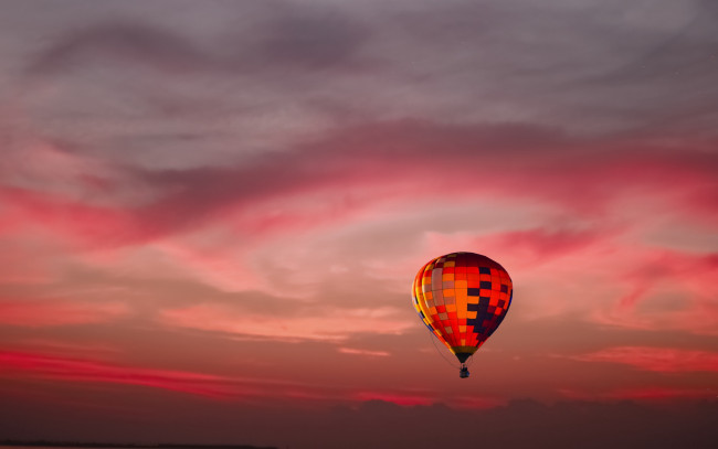 Обои картинки фото авиация, воздушные шары, воздушный, закат, небо, шар
