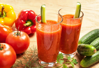 Картинка еда напитки +сок укроп сок томатный помидоры огурцы перец