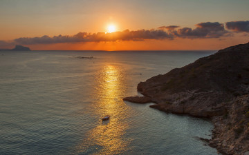 Картинка природа восходы закаты солнце лодки скалы закат средиземное море