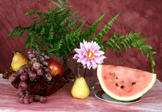 Обои картинки фото еда, фрукты,  ягоды, георгин, яблоко, арбуз, груши, папоротник, виноград