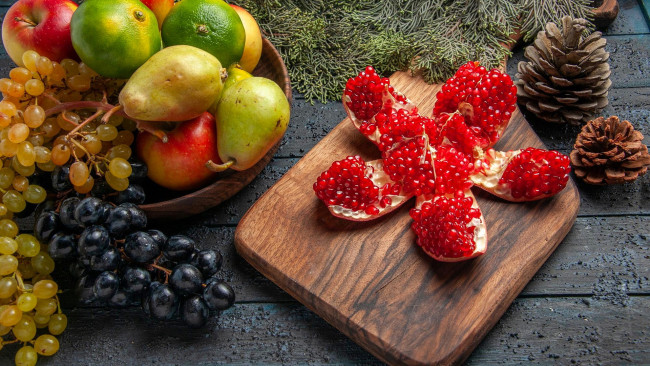 Обои картинки фото еда, фрукты,  ягоды, виноград, гранат, груши, шишки