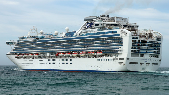 Обои картинки фото diamond princess cruise ship, корабли, лайнеры, лайнер, круизный