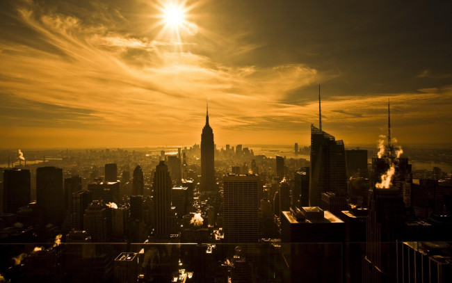 Обои картинки фото города, нью-йорк , сша, небо, панорама, дома, здания, город, облака, солнце